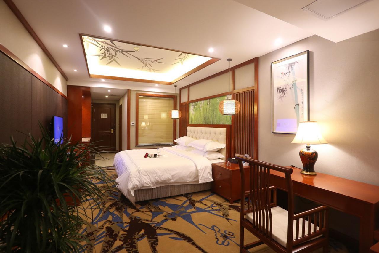 Mingshan Hotel Chengdú Exterior foto