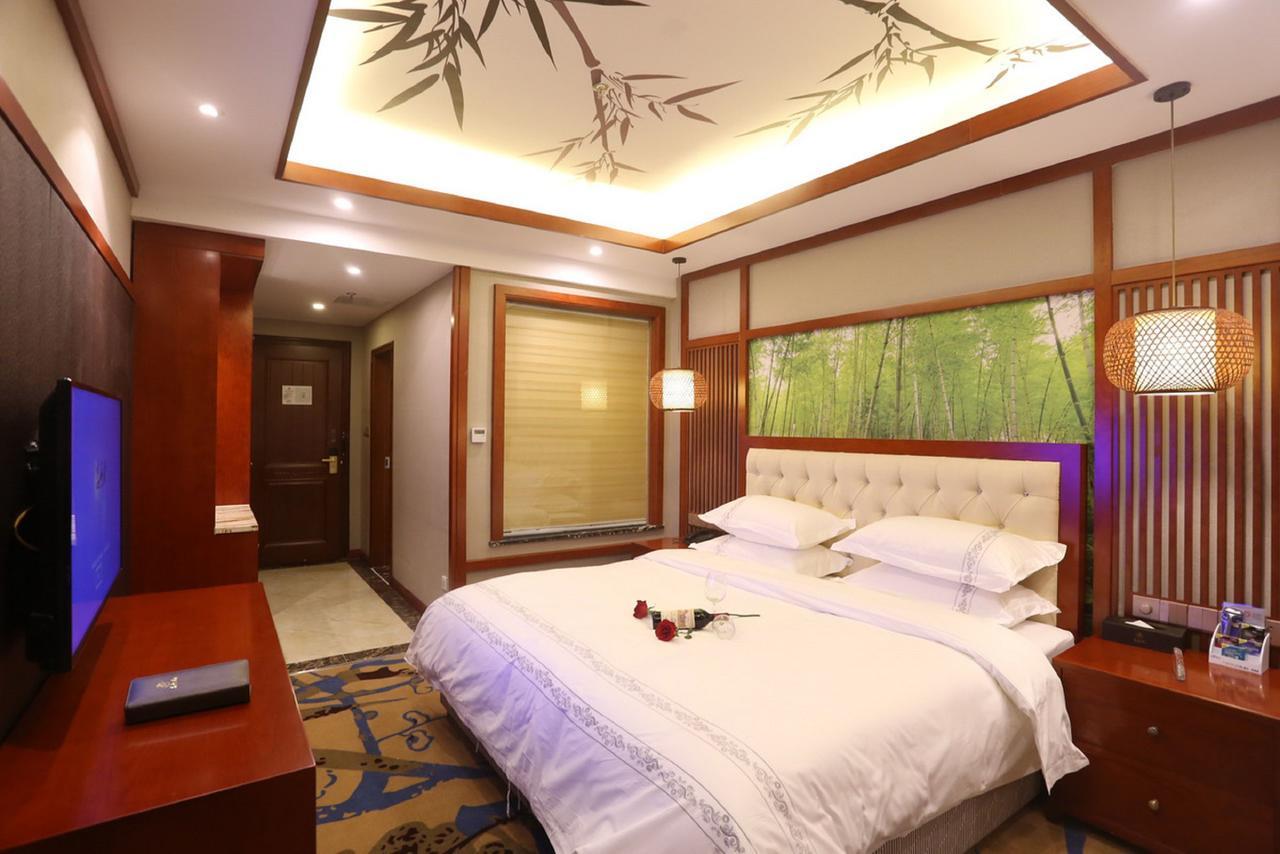 Mingshan Hotel Chengdú Exterior foto
