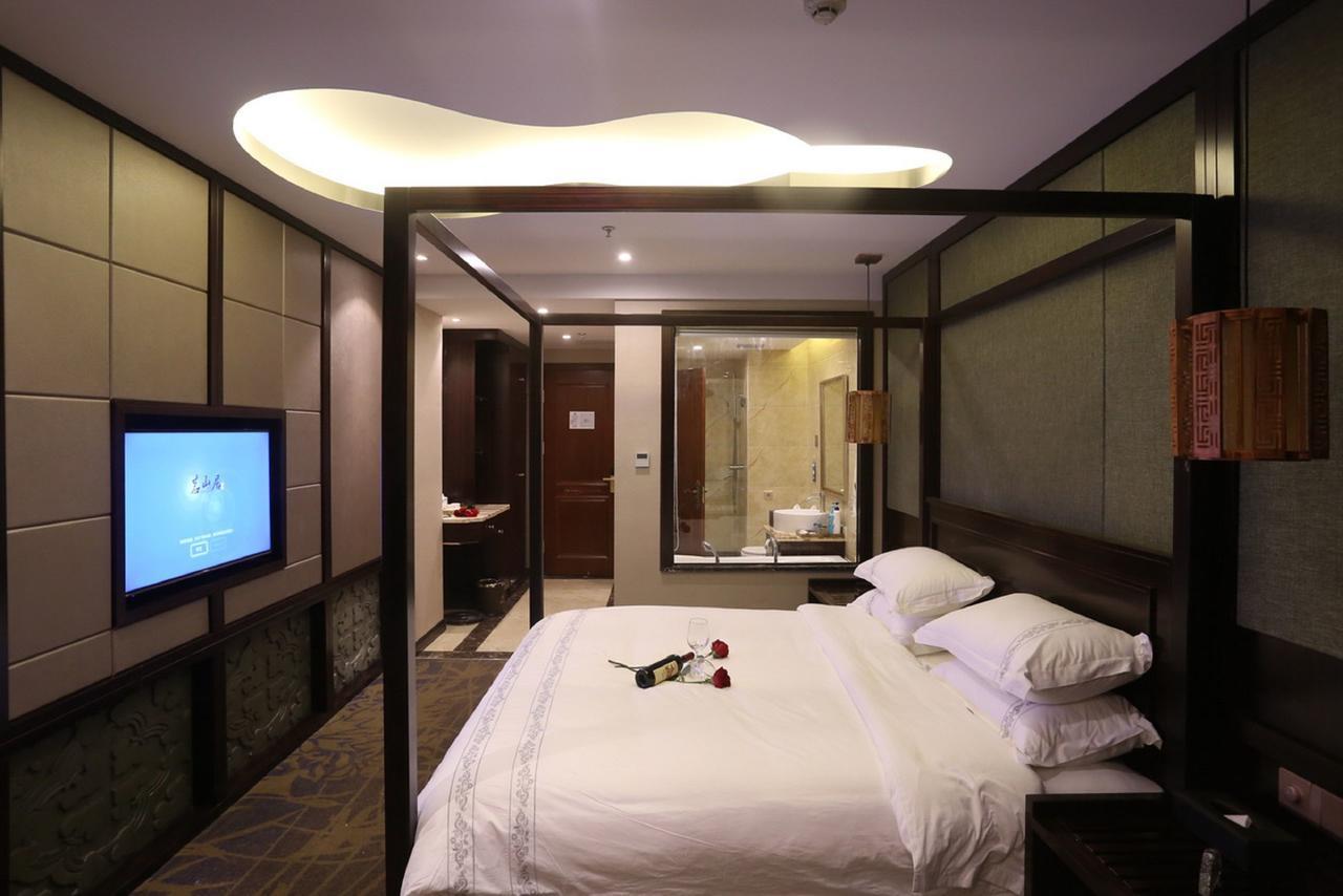 Mingshan Hotel Chengdú Exterior foto