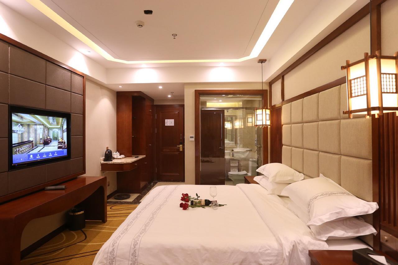 Mingshan Hotel Chengdú Exterior foto