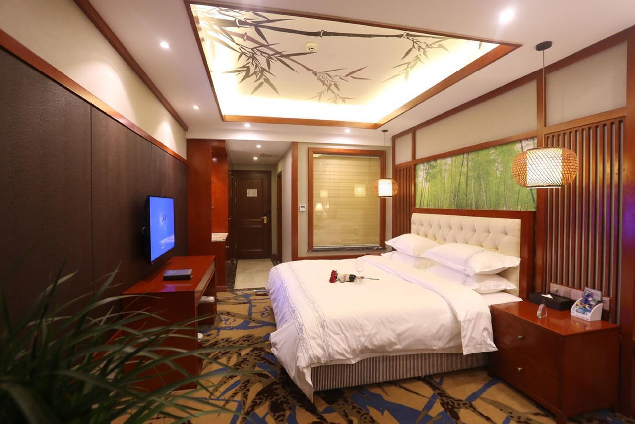 Mingshan Hotel Chengdú Exterior foto