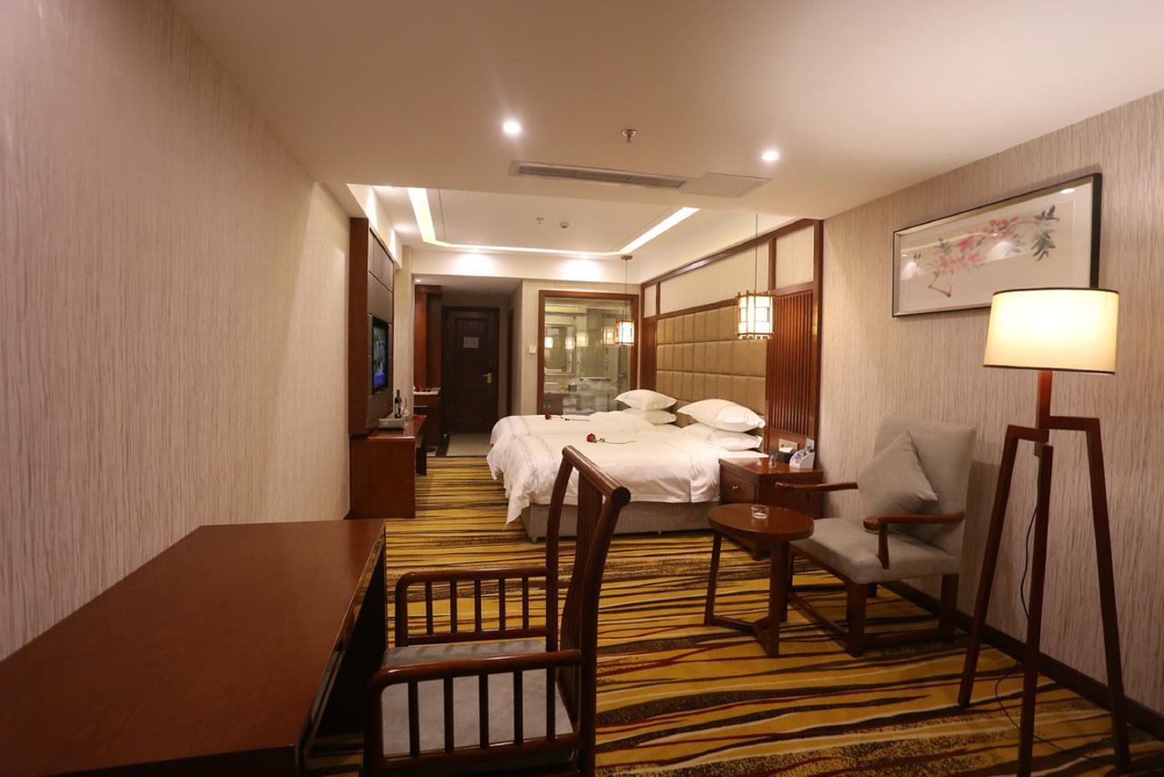 Mingshan Hotel Chengdú Exterior foto